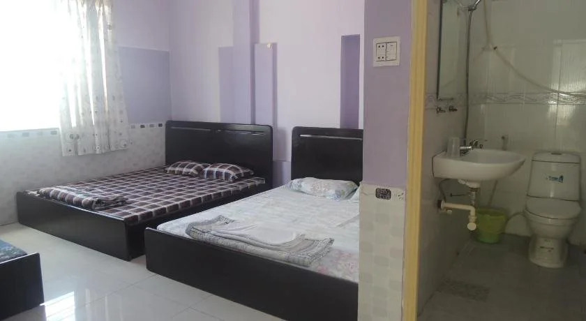 Tuyet Linh Hotel