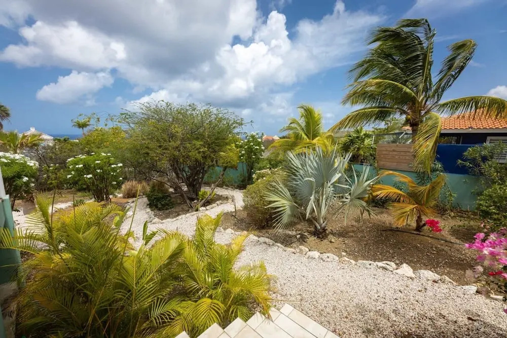 Tropical Paradise Bliss Villa at Coral Estate