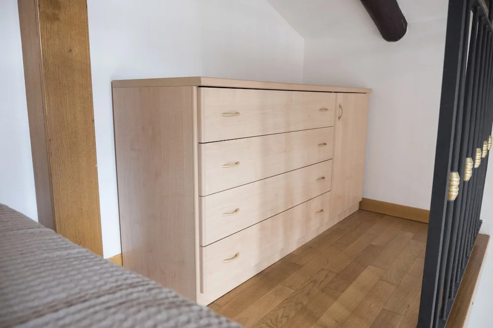Nice and Cozy Quiet Apartment Right in the Center