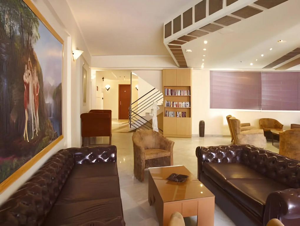 Theo Beach Hotel Apartments
