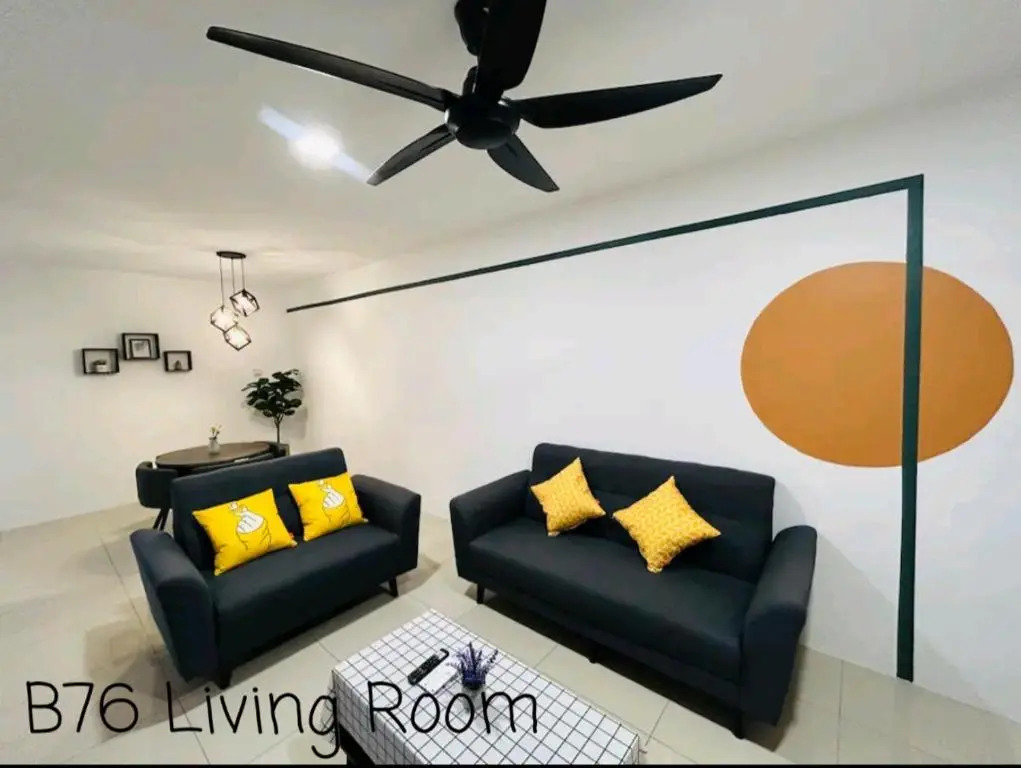 HOMESTAY @ COMFY CONDO with Waterpark, Pool, Playground & Gym