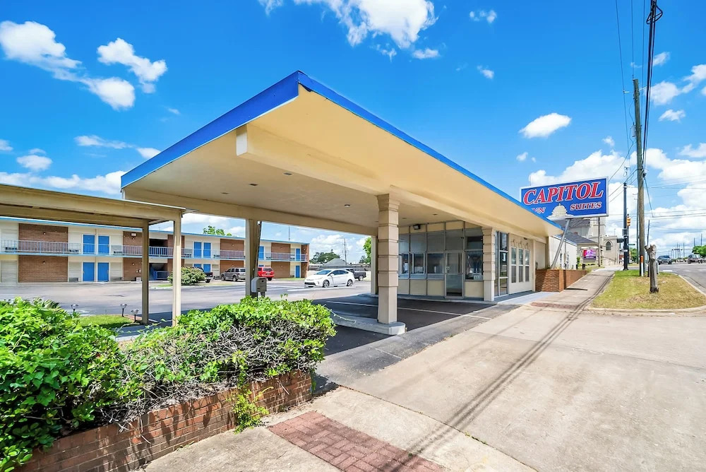Capitol Inn and Suites