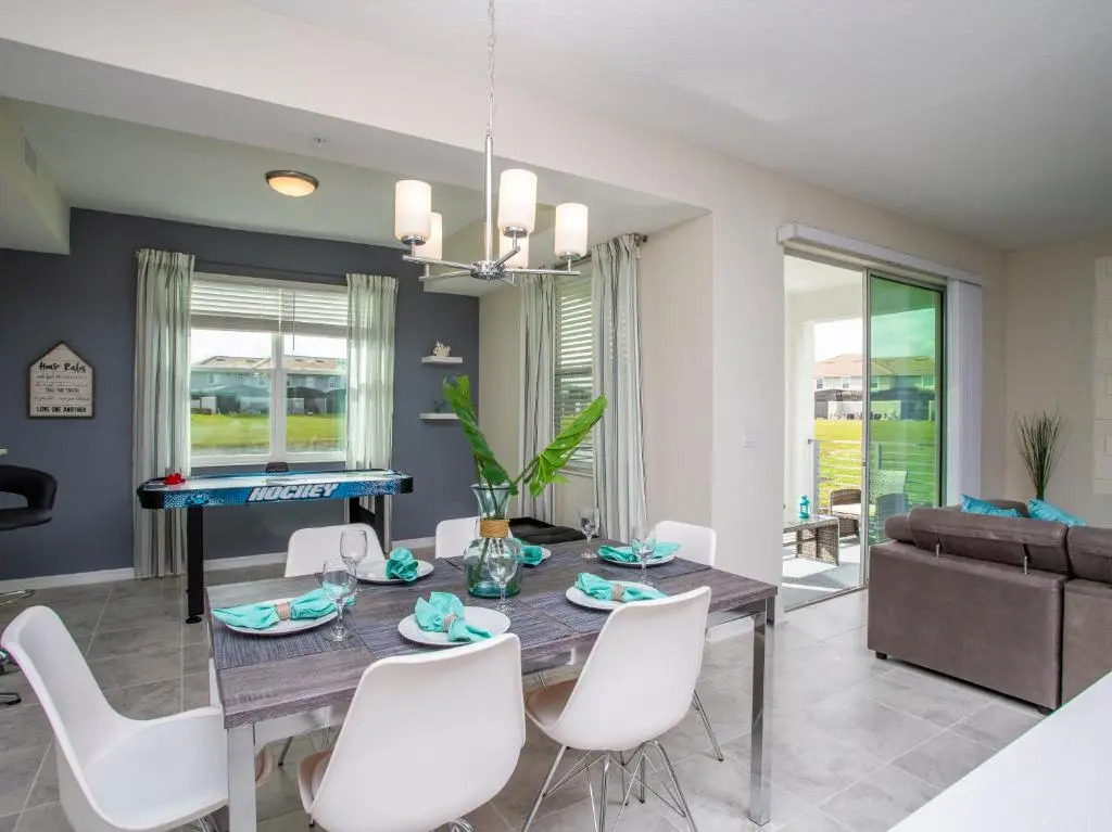 Marvelous 2 Bd Apt Close to Disney at Storey Lake 106