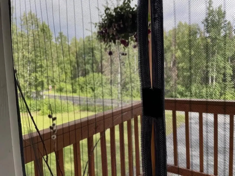 Alaska Lake + Lodge at Longmere