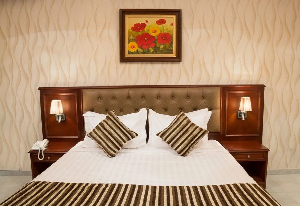 Safari Hotel Suites