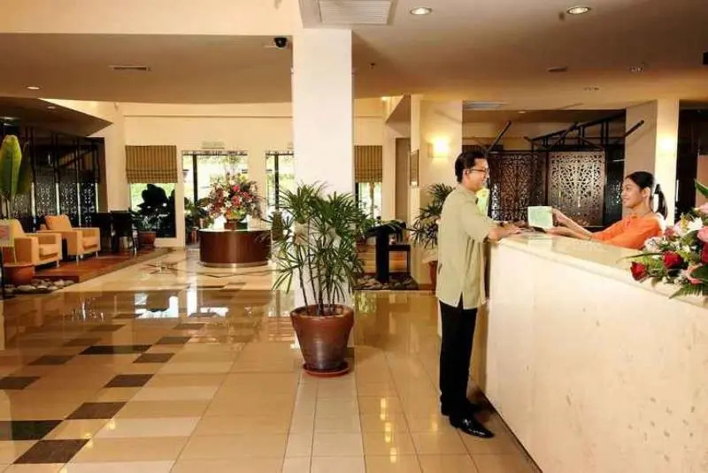OYO 90301Suria Serv.Aptos@Bukit Merak Laketown Res