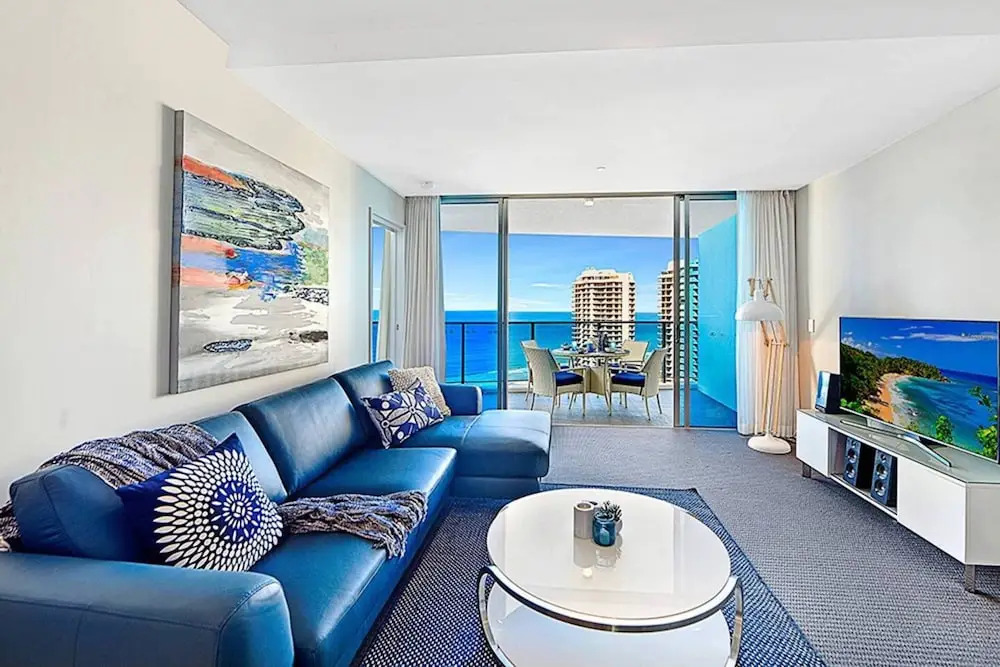 Luxurious Apartment, Heart of Surfers