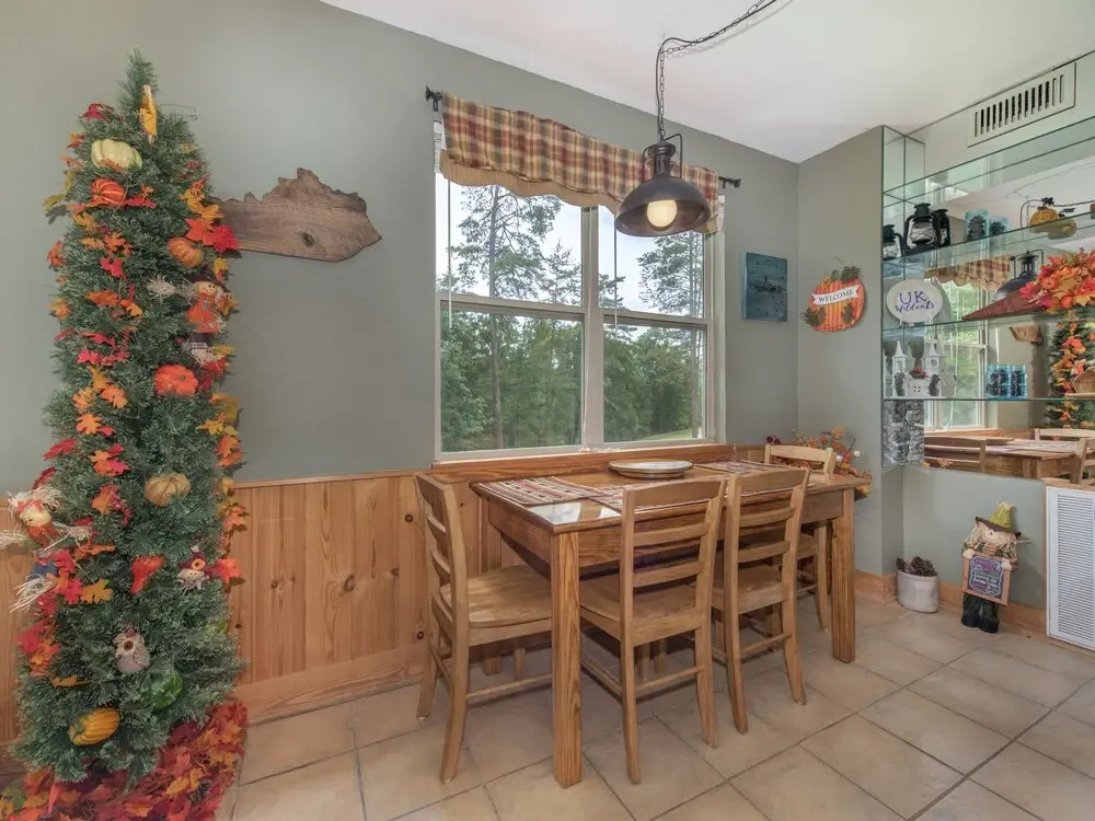 Cordelia's Mountain View 3211