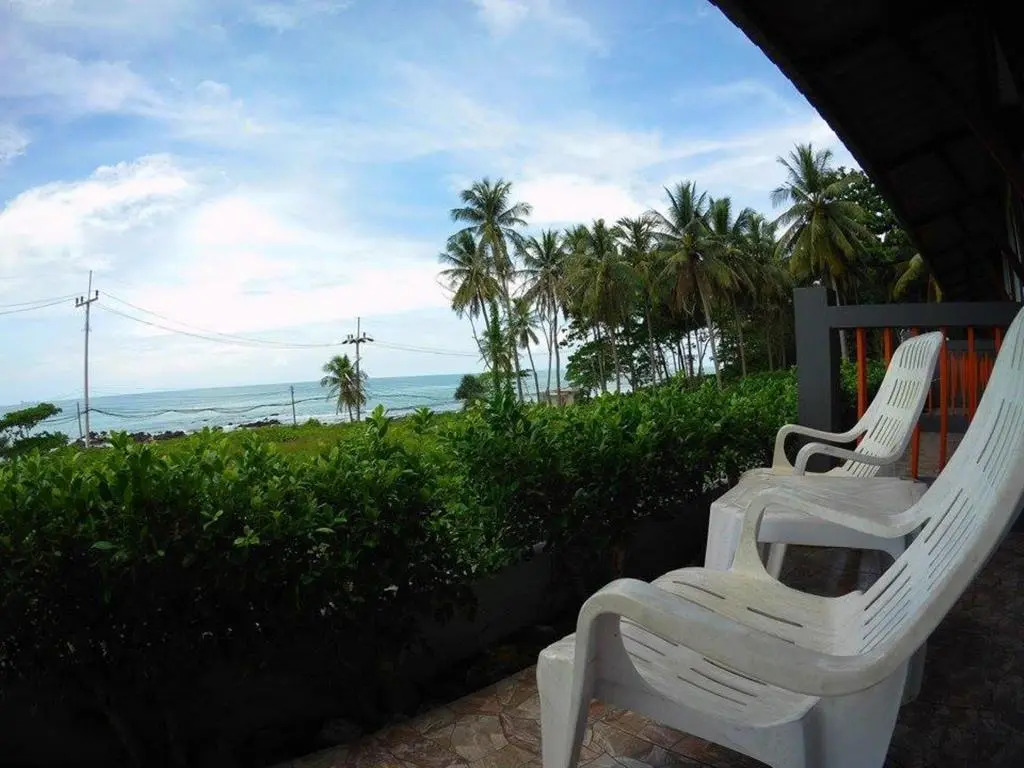 The Sea @ Lanta Hotel