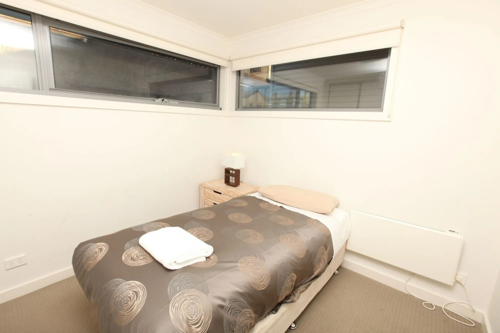 7 Falls Apartments