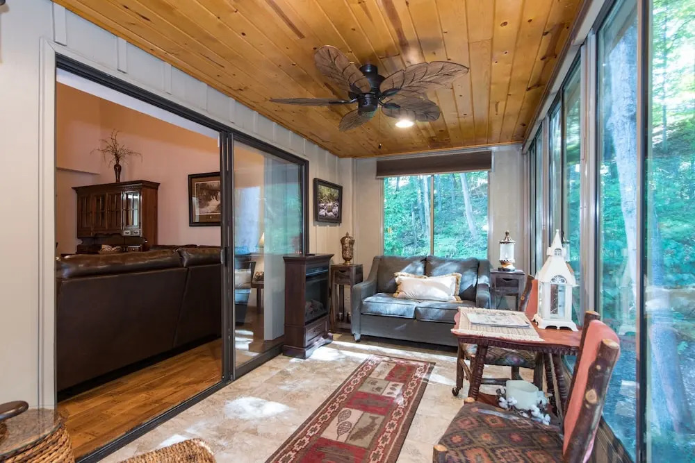 The Chalet In The Smokies