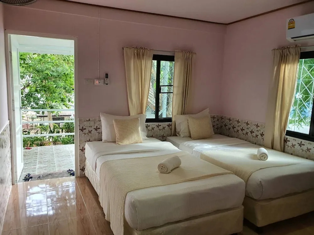 Blue Bay Bungalow