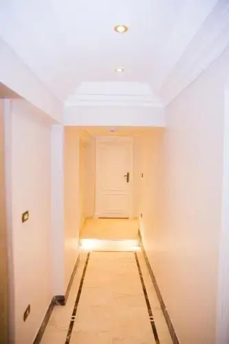 Tohfa Luxury Apartment