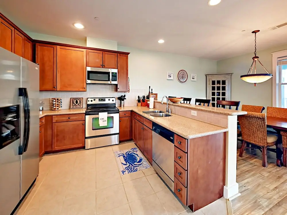 4211 Point West Drive Condo Unit 303 3 Bedrooms 2 Bathrooms Condo