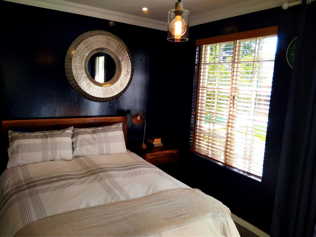 old Limonite GuestHouse