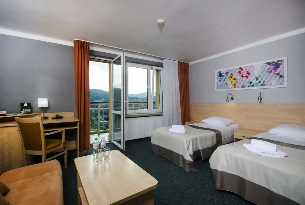 Hotel Pod Jedlami