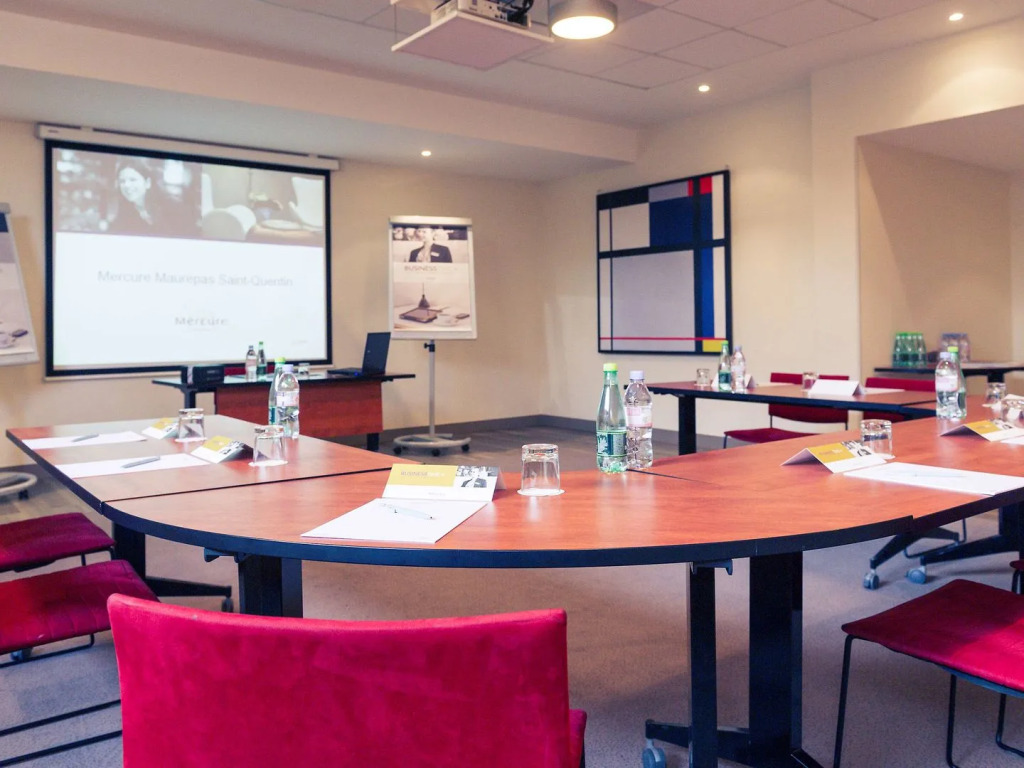 Mercure Maurepas Saint Quentin