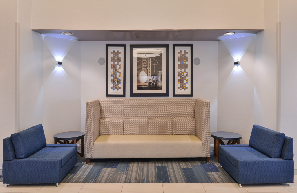 Holiday Inn Express Sacramento Airport Woodland by IHG