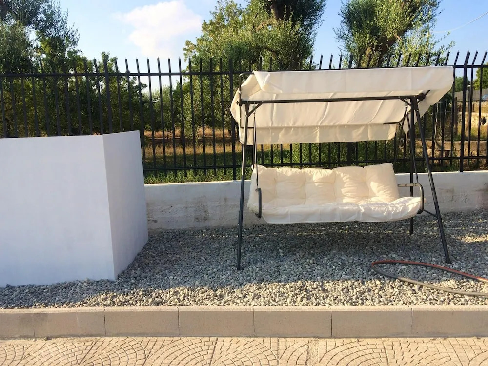 Apartment With 3 Bedrooms in Bari, With Shared Pool, Enclosed Garden and Wifi Near the Beach
