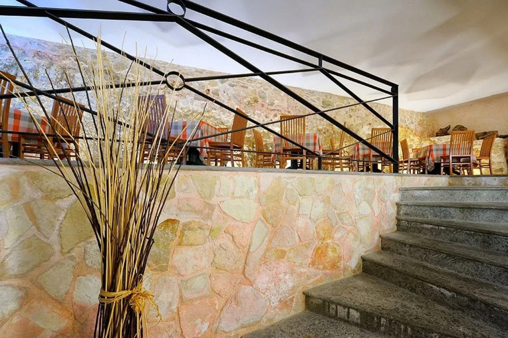 Baia Degli Aranci Suite & Apartments