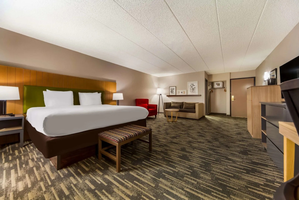 Wingate by Wyndham Lincoln Airport East I-80