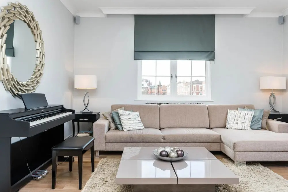 Spectacularly Stylish 2 Bed Flat Heart of Fulham