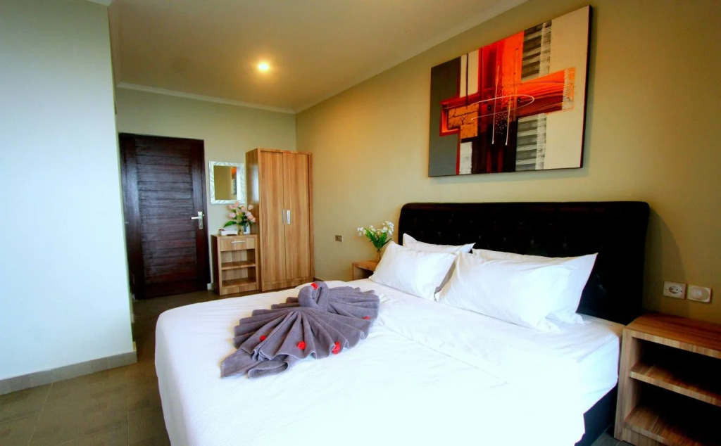 The Cave Hotel