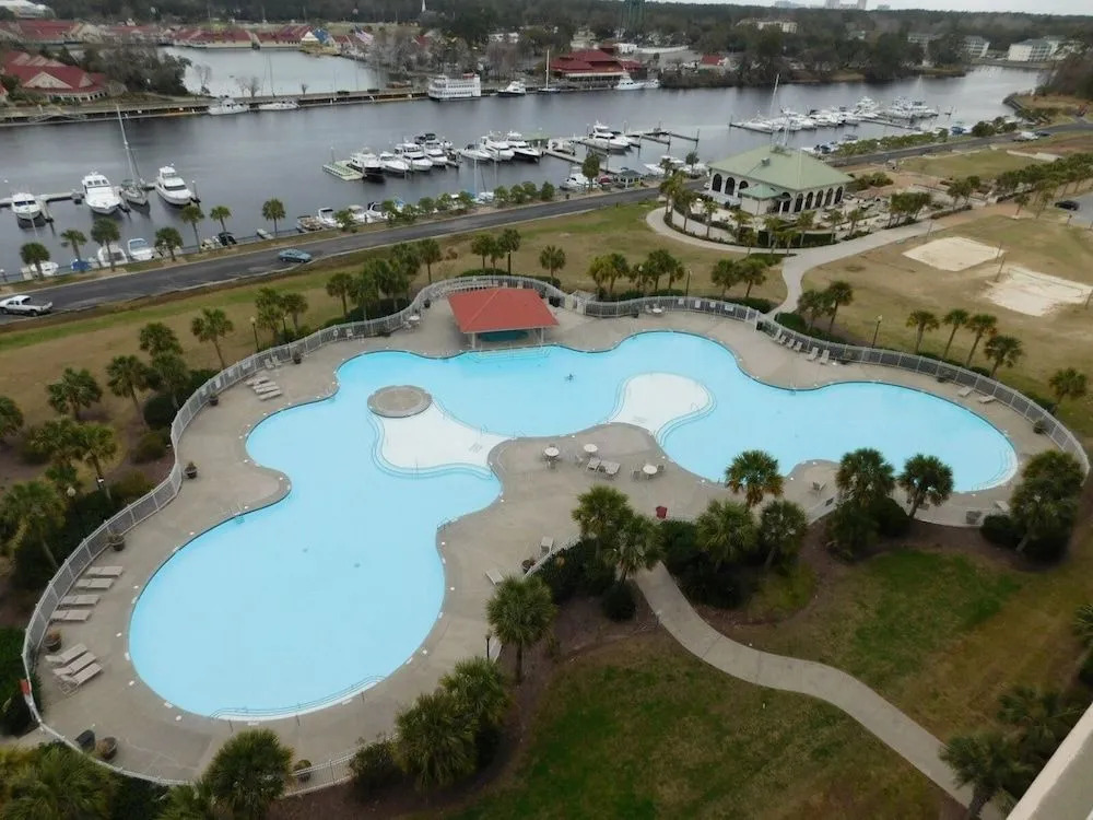 Yacht Club Villas #2-903