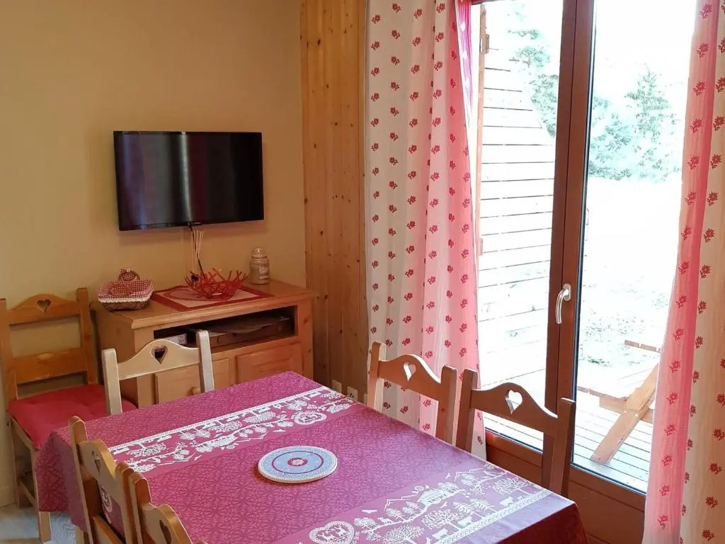 Chalet Le Dévoluy-Agnières-en-Dévoluy, 3 pièces, 6 personnes - FR-1-504-128