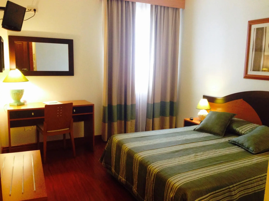 Hotel Vale Verde