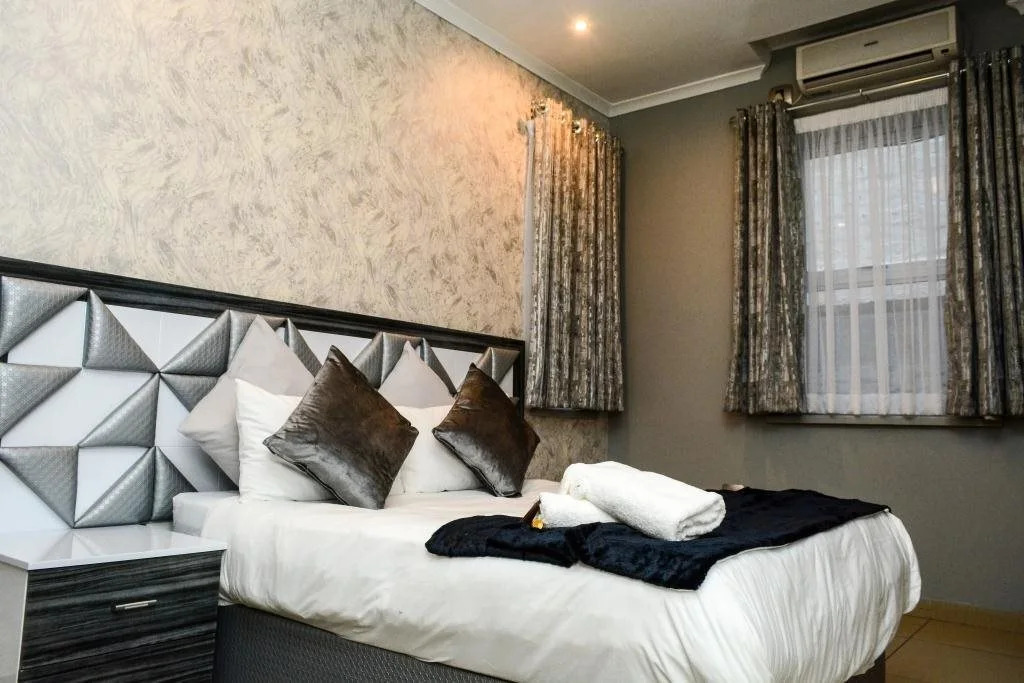 Tudor House Hotel