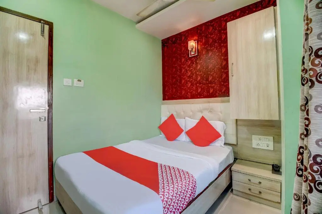 OYO 67027 Grace Inn