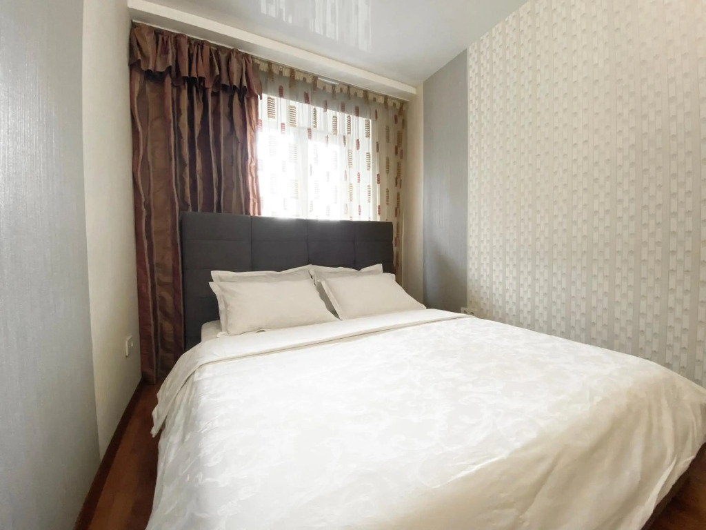 Spacious 1-bedroom near Most City Center