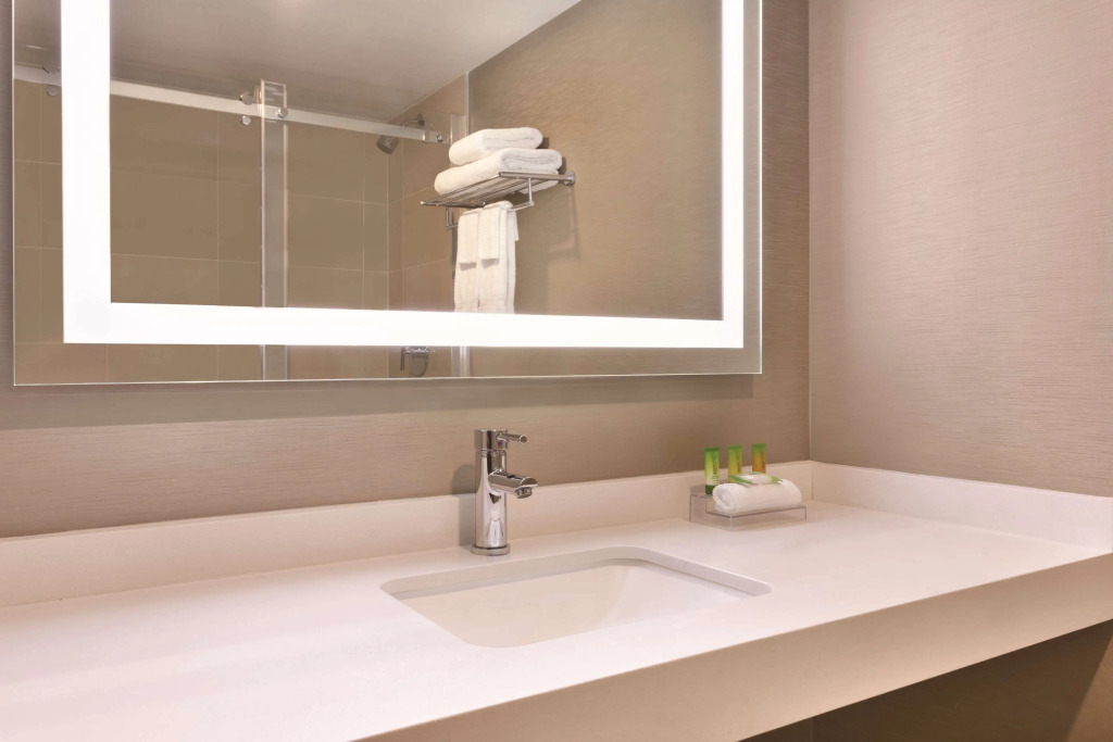 Park Inn by Radisson Brampton, ON