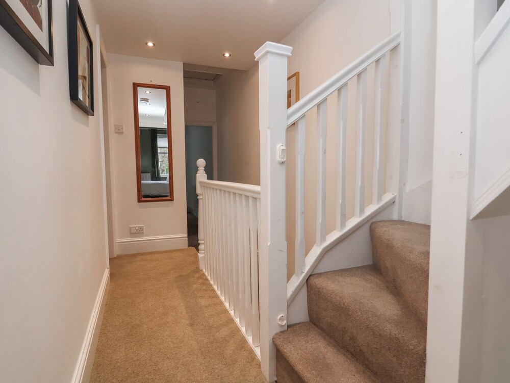 45 Brook Lane