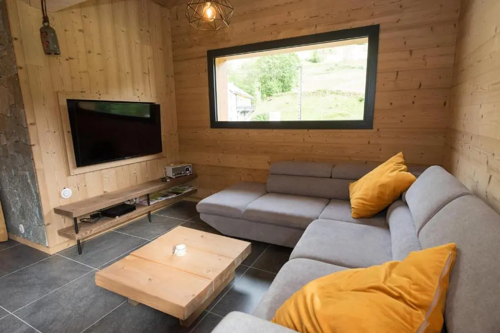 TOUT NEUF - Chalet Pébie 8 à 10 pers avec sauna