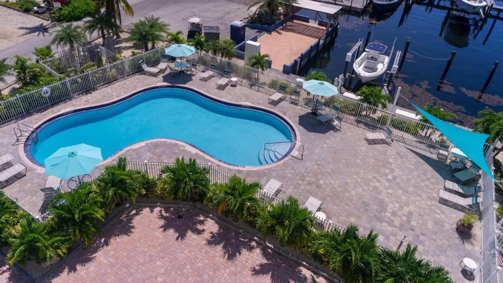 Kawama Yacht Club Apartment