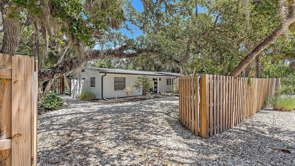 Siesta Key Sanctuary 3 Bedroom Home by RedAwning