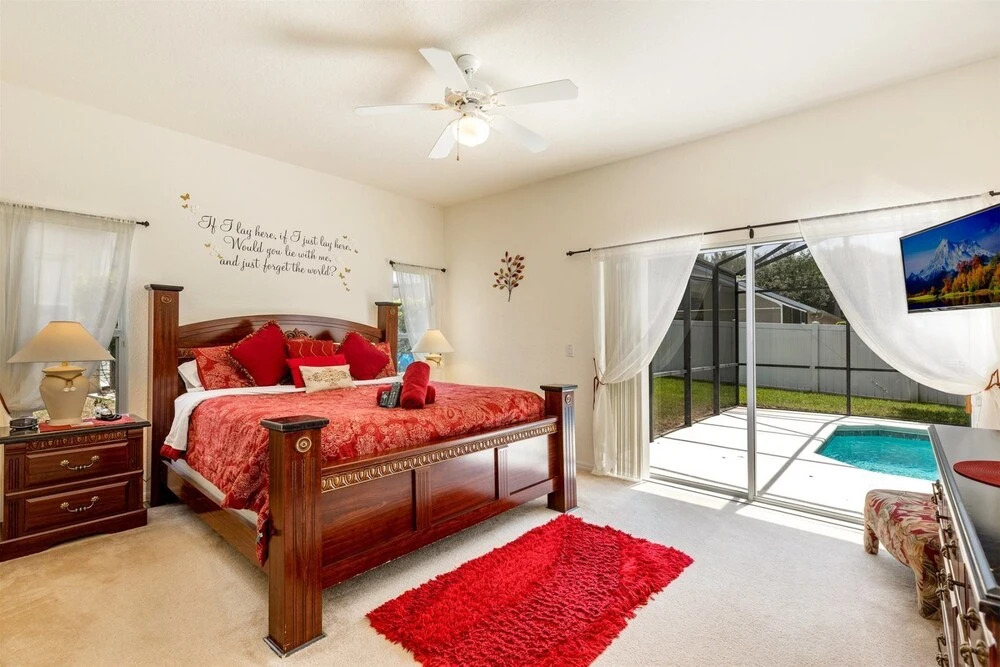 Stunning 4 Bed Pool Villa Located Just Minutes From the Orlando Area Attractions - 405