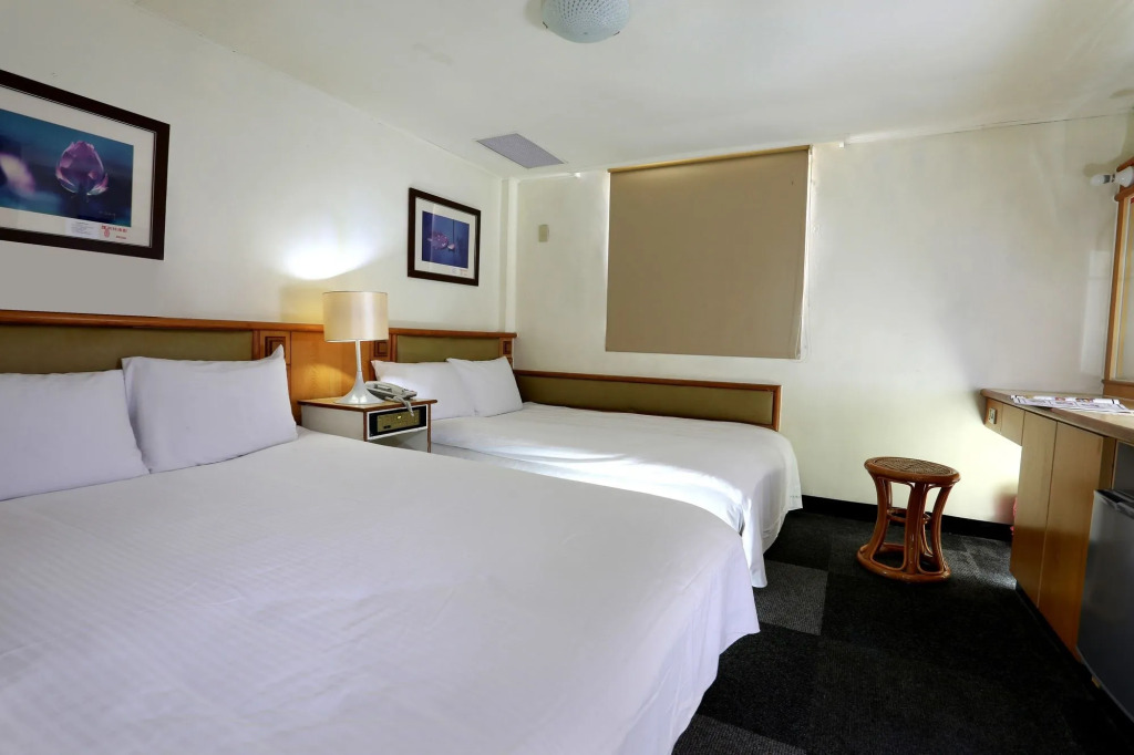 Lion Hotel