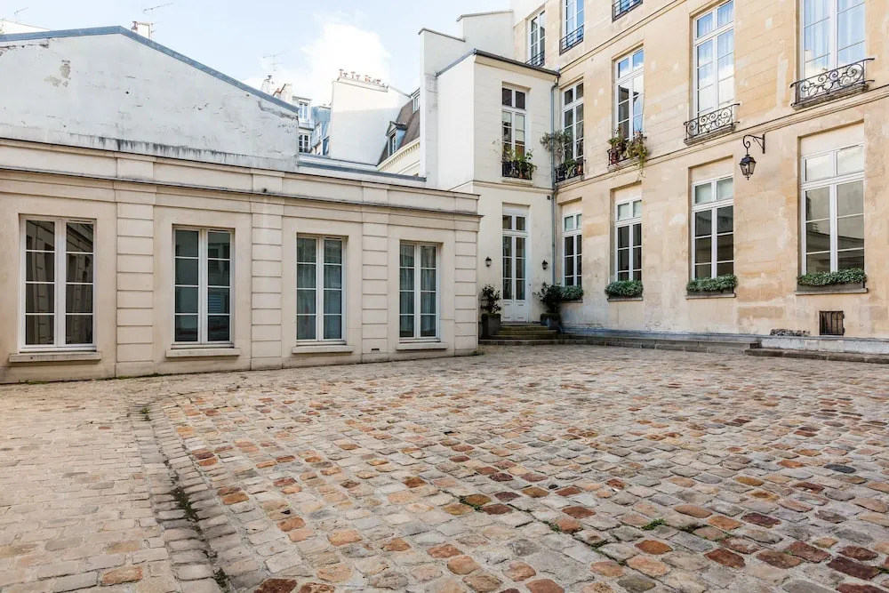 Square du Temple comfort
