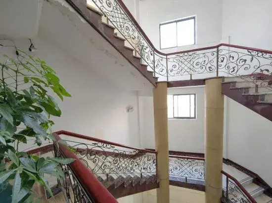 Jiufu Hotel