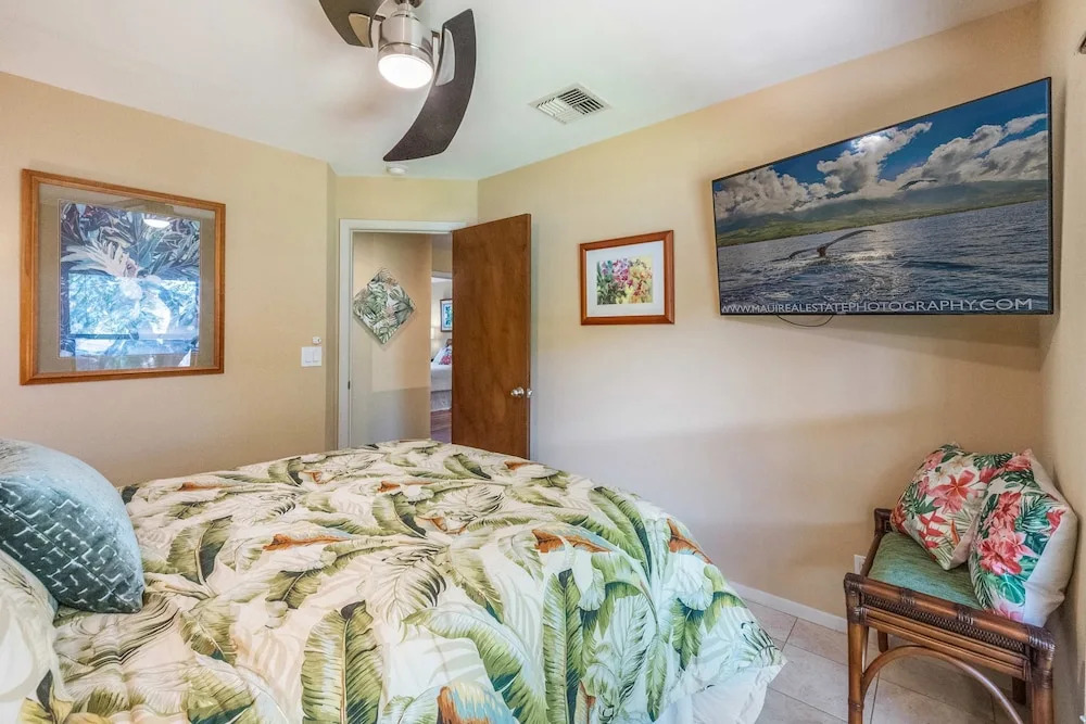 Ocean View Kaanapali Condo w 2 Lanais Loft AC Pool Walk to Beach