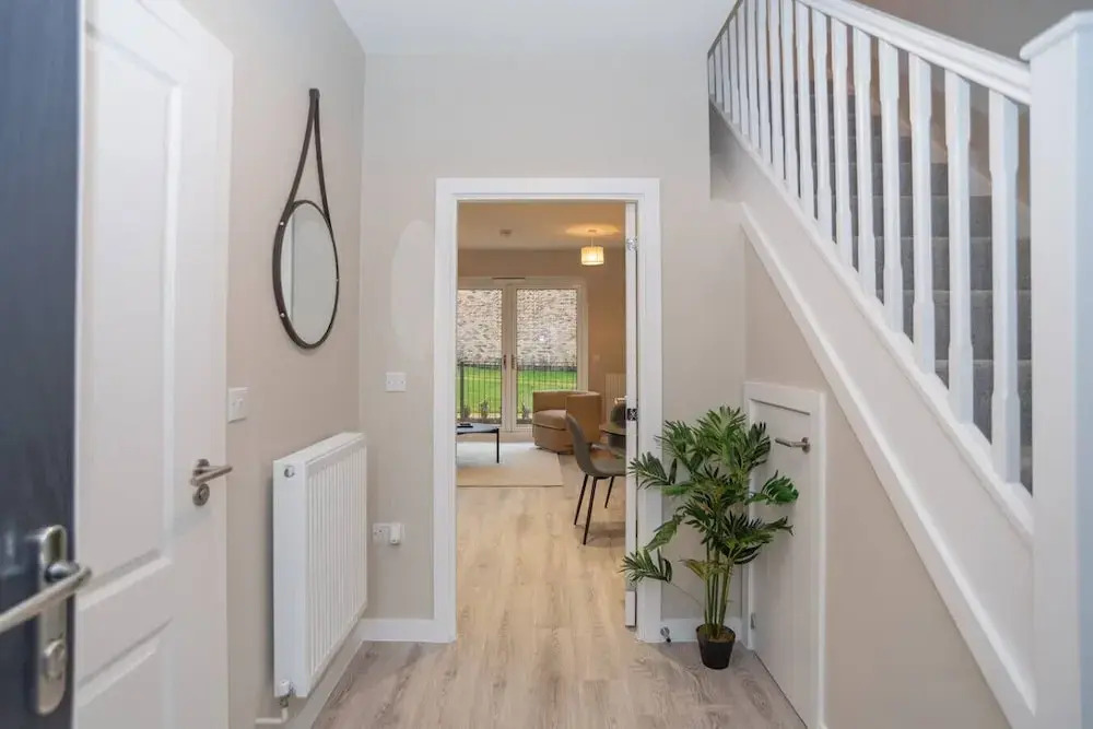 Stunning 3-bedroom Home With Free Parking