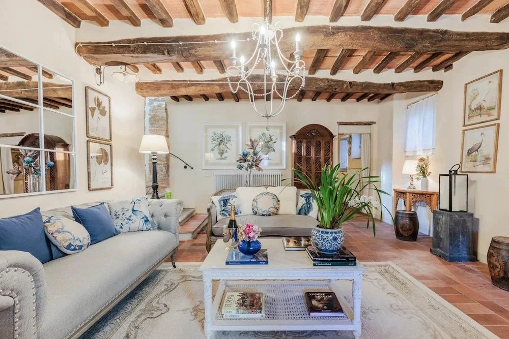 Villa near Lucca with Tuscan Charm
