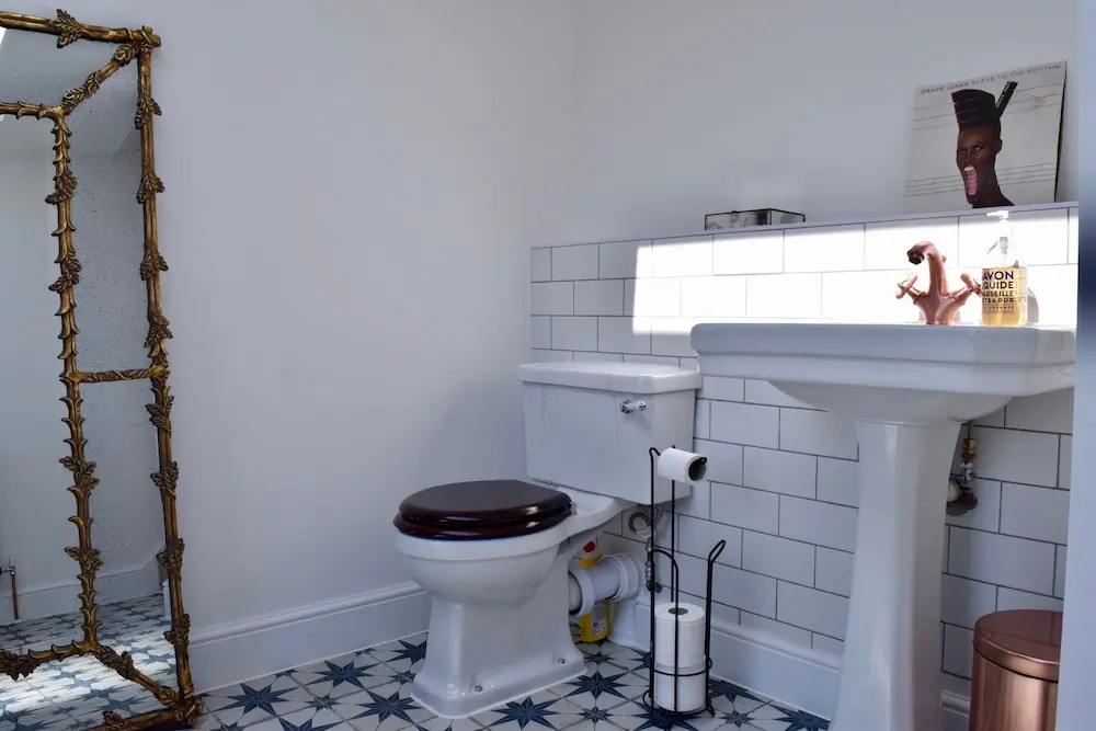 2 Bedroom House in Shepherd's Bush