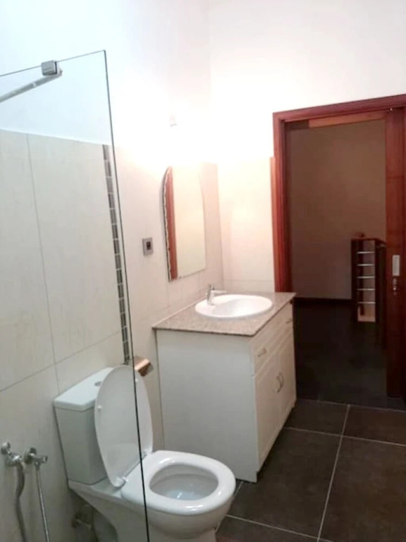 House With 4 Bedrooms in Pereybere, With Wonderful City View, Private