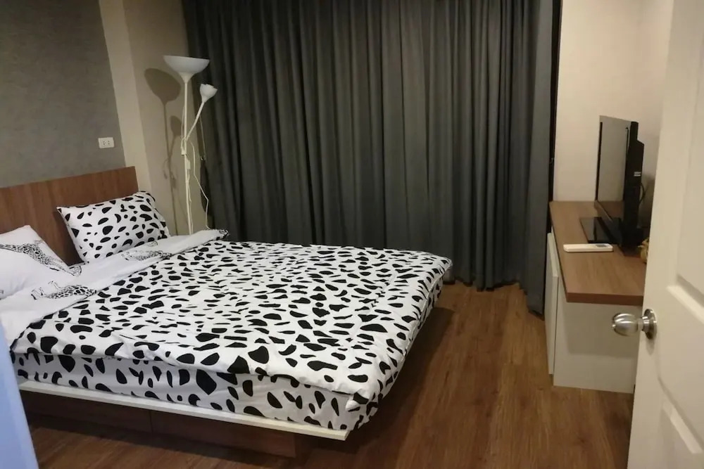 1BR in U Delight at Huamak Station