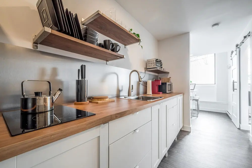 Modern Contemporary 2 Bedroom Suite