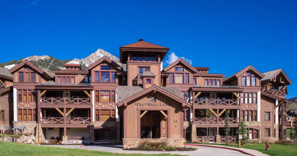 WestWall Lodge